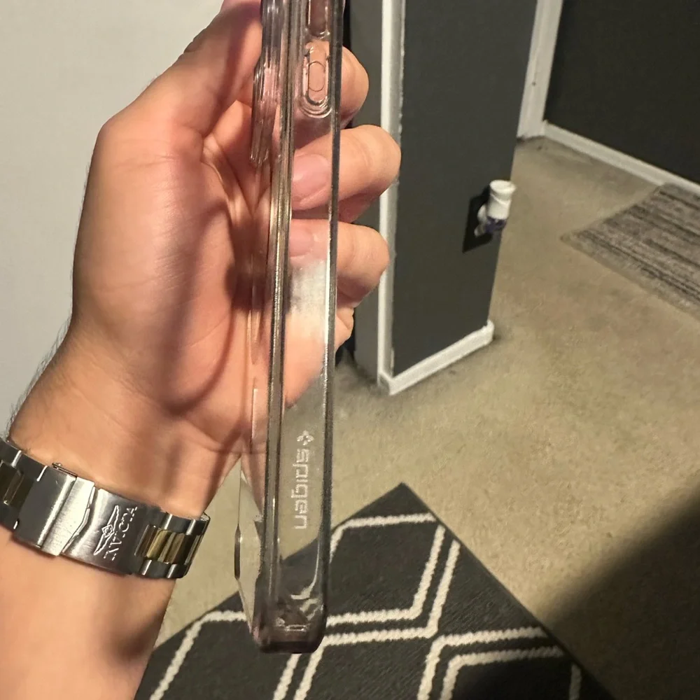 Spigen excellent conditions